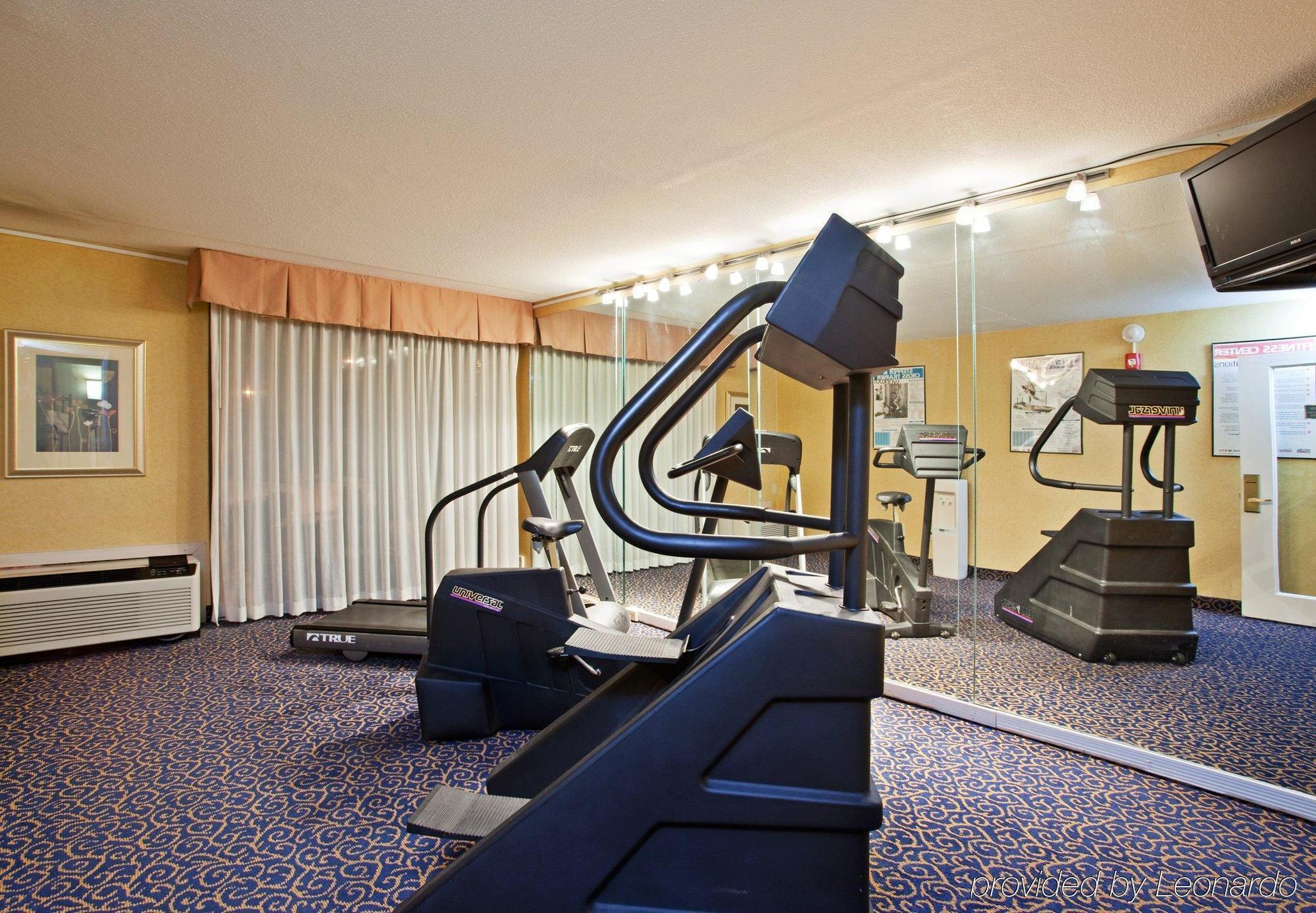 Holiday Inn Akron-West By Ihg Montrose Facilidades foto